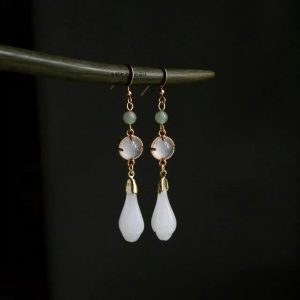 teardrop jade dangle earrings with chain vintage chinese earrings